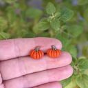 Pomarańczowe dynie - kolczyki wkrętki handmade na jesień i Halloween