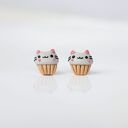 Maleńkie kolczyki Pusheen Kotki w babeczkach - modelina Fimo i lekkie wkrętki