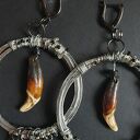 Duże kolczyki z wilczym kłem - etniczne i gotyckie, 100% handmade