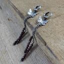 Kolczyki - motyle z granatem