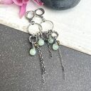 Chalcedon i koniczynka - srebrne kolczyki