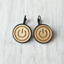 Drewniane kolczyki POWER BUTTON
