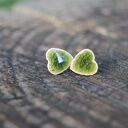 Zielone kolczyki serduszka