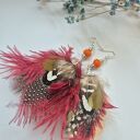 Kolczyki bordowe pióra - eleganckie i delikatne