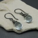 Kwarc niebieski kolczyki Frill - wire wrapping ze srebra 930/999