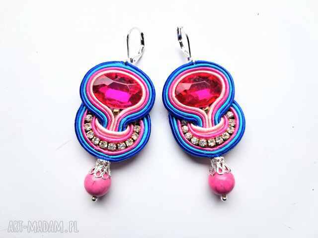 Kolczyki sutaszowe ręcznie haftowane Pink Ball