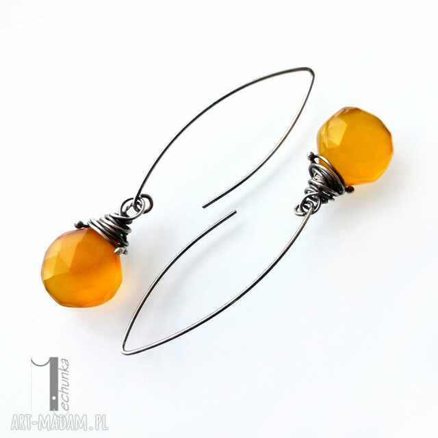 Goldfish - srebrne kolczyki z chalcedonem miodowym