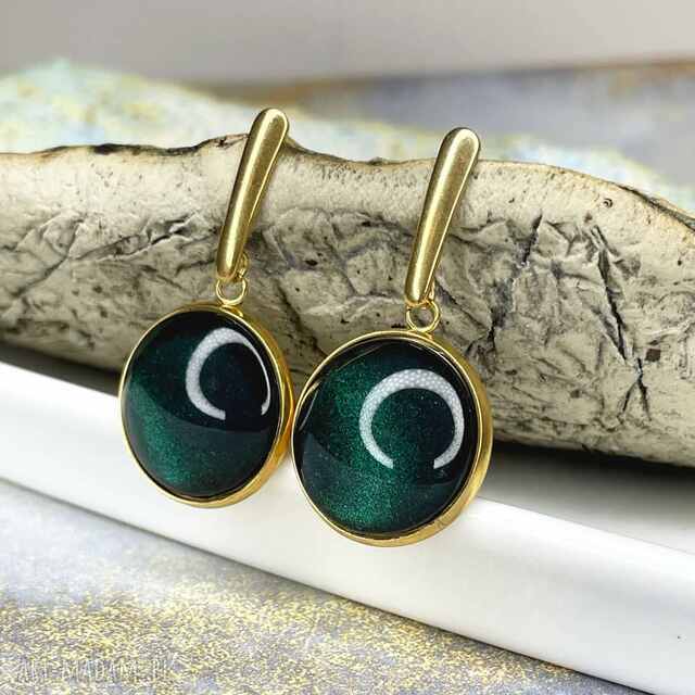Pozłacane kolczyki w odcieniu butelkowej zieleni e20/68