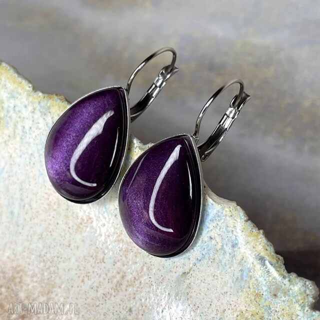Kolczyki w odcieniu perłowego fioletu na biglach Parla e14/13