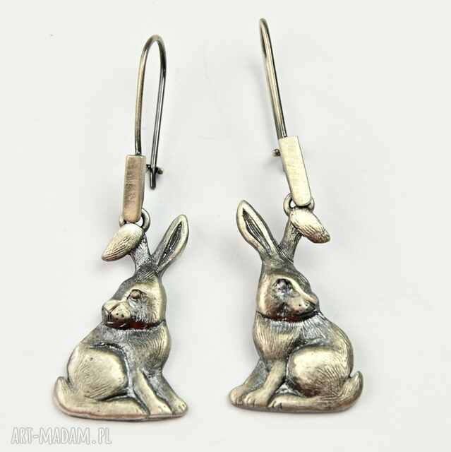 Kolczyki srebrne z zajączkami szare - biżuteria handmade