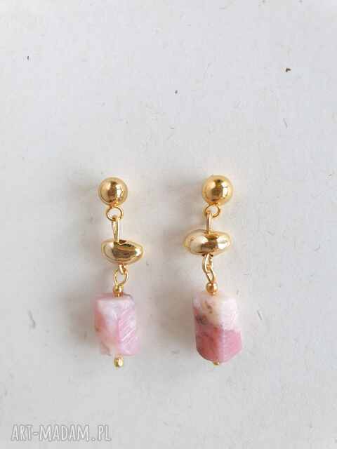 Kolczyki z opalem indyjskim wiszące, z mosiądzem złoconym