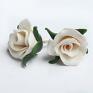 Róże herbaciane - białe kwiaty