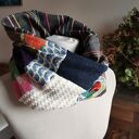 Komin patchworkowy miły i kolorowy uszyty według zasady zero waste box