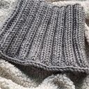 Minimalistyczny szary komin na drutach - damski golf handmade, delikatnie ciepły