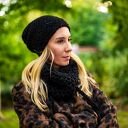 Mały komin MERINO „Czarny” - elegancki damski buff