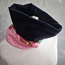 komin uszyty z tkaniny w orientalnym stylu ulica japońskiej wiśni można go naciągnąć na głowę poleca