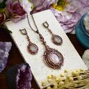 eleganckie komplety miedziane kolczyki wiktoriański zestaw