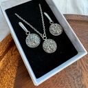Zestaw biżuterii Wire Art - kolczyki i naszyjnik z wisiorkiem