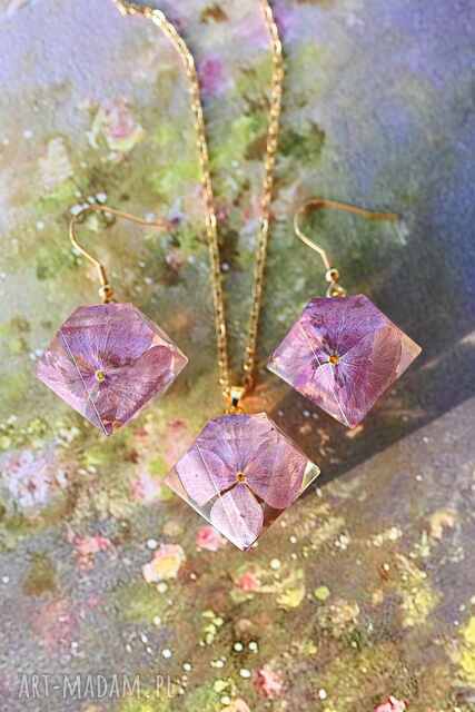 Zestaw naszyjnik i kolczyki z hortensją