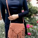 Torebka ręcznie robiona metodą macramy w kolorze miedzianym