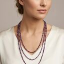 Naszyjnik długi, wielowarstwowy w odcieniach głębokiego fioletu