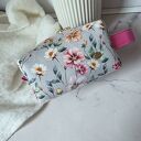 Kosmetyczka codzienna kolorowa w kwiaty