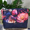 Kosmetyczka wodoodporna granat kwiaty