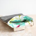 Etui / kosmetyczka - z haftem - Boska