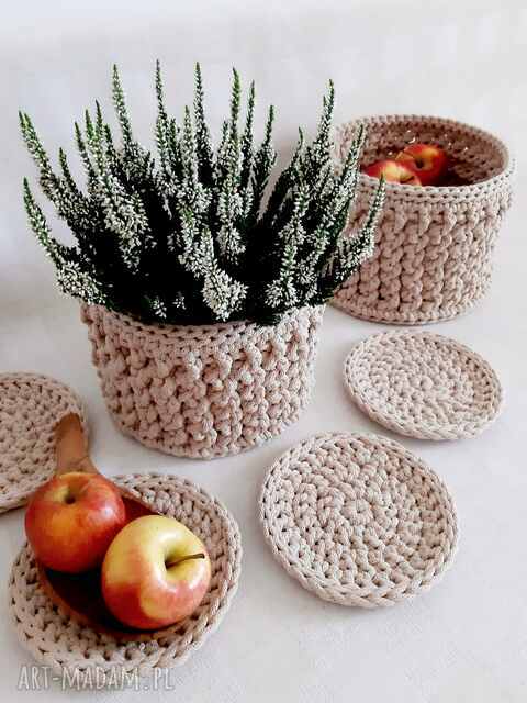 Dwa koszyki ze sznurka bawełnianego