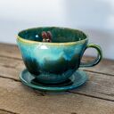 Turkusowa filiżanka ceramiczna z figurką królika - Leśne jeziorko, 380 ml