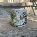 Porcelanowy kubek ręcznie malowany Kot w dmuchawcach