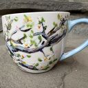 Porcelanowa filiżanka ręcznie malowana - Kot na jabłoni