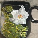 Porcelanowy kubek ręcznie malowany Kot Maine coon w dzikiej róży - 380 ml 