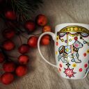Ręcznie malowany świąteczny kubek Karuzela retro