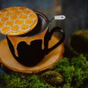 Kubek z pokrywką i sitkiem - plaster miodu (350 ml)