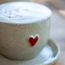Filiżanka z serduszkiem i spodkiem - ręcznie toczona ceramika do cappuccino
