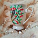 Kubek śniadaniowy z wiśniowym mazurkiem - ręcznie malowana porcelana