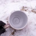 Handmade ceramiczny duży kubek z kotem - różowy sen Peony, ok. 500 ml