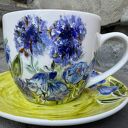 Porcelanowa filiżanka ręcznie malowana - niebieskie kwiaty (250 ml) ze spodkiem