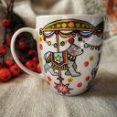 Ręcznie malowany świąteczny kubek Karuzela retro