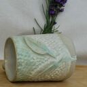 Mały kubek ceramiczny "Piórka" - ręcznie robiony z gliny