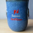 Kubek ceramiczny z sercami i logo firmy - 300 ml