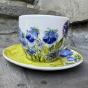 Porcelanowa filiżanka ręcznie malowana - niebieskie kwiaty (250 ml) ze spodkiem