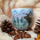 Ręcznie malowany kubek porcelanowy Jeleń górski - pejzaż 480 ml