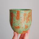 Ręcznie robiony kubek ceramiczny z muchomorem bez ucha