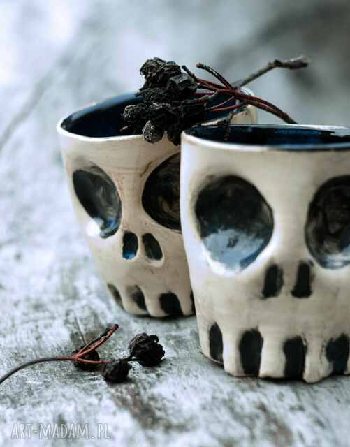 Czarka, kubek w kształcie czaszki