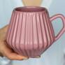 kubki: Kubek Ceramiczny Różowy Prążki 400ml prezent do kuchni ceramika