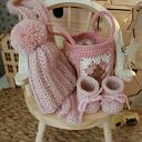 Lalka szydełkowa w różowej sukieneczce - handmade dla dziewczynki