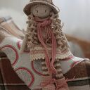 Szydełkowa lalka - pastelowa