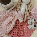 Szydełkowa lalka pudroworóżowa - prezent dla dziewczynki (handmade)